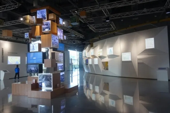 展廳設(shè)計 ，展廳 ，鑫時空